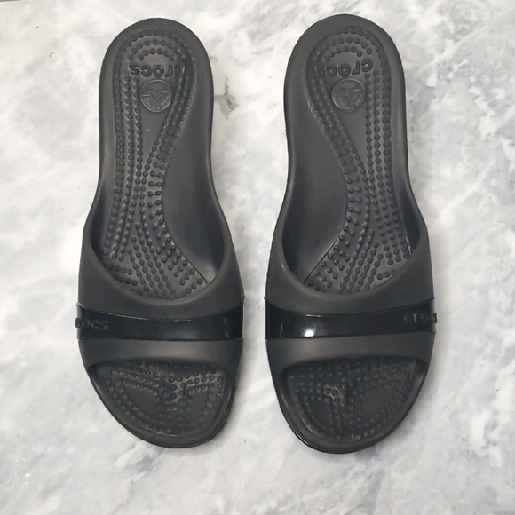 CROCS Shoes - CROCS | comfort slide wedge sandals, Black, Size 9